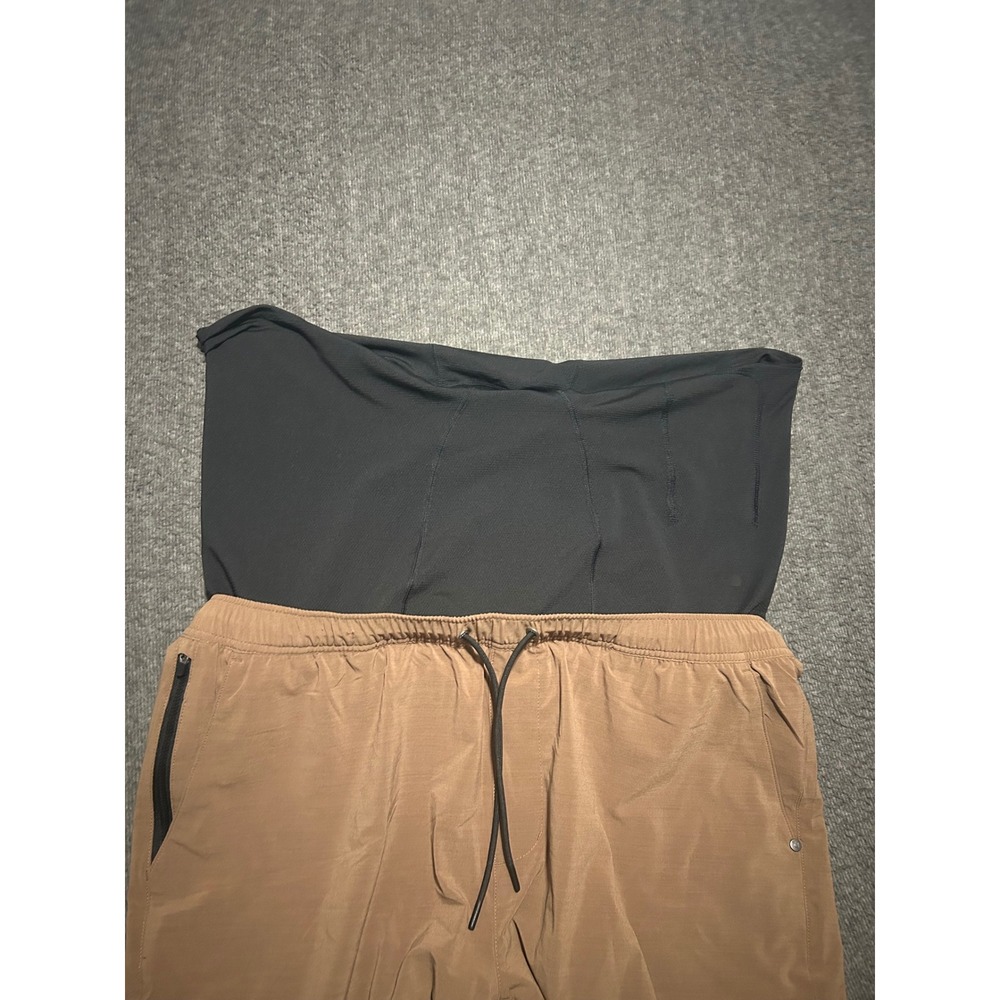 Vuori shorts lined mens brown size 2XL athletic gym casual lightweight stretch - Picture 3 of 6